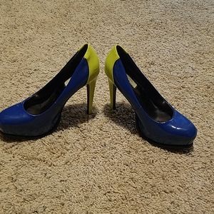 Simply Vera Wang Heels